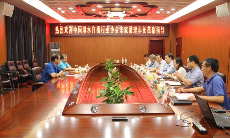 990888藏宝阁香港剧