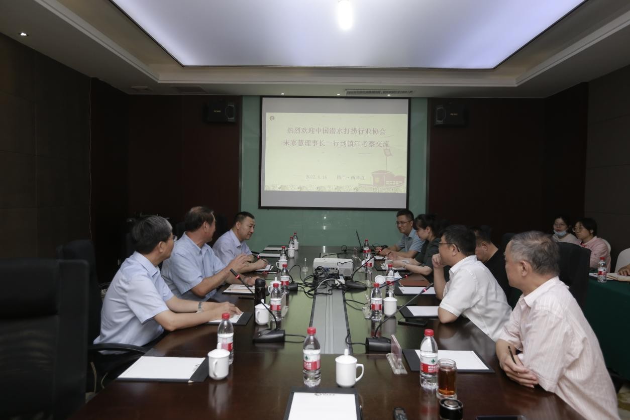 1661216345913995.jpg 990888藏宝阁香港剧